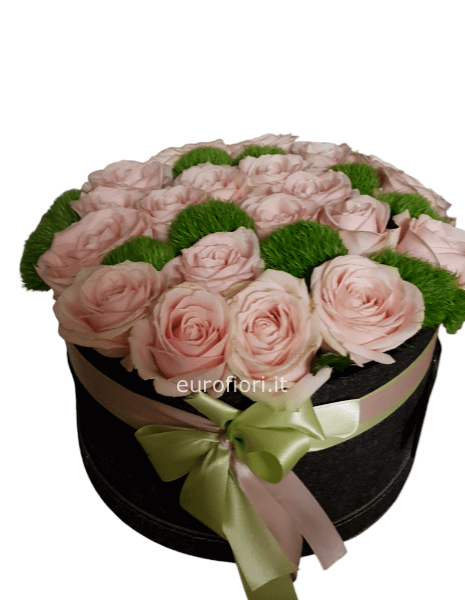 Cappelliera con fiori verdi e fiori rosa  Cappelliera con fiori verdi e fiori rosa